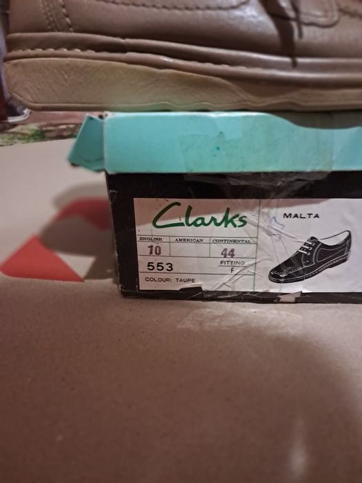 Продам туфли Clarks