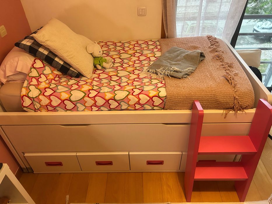 Cama de quarto de criança