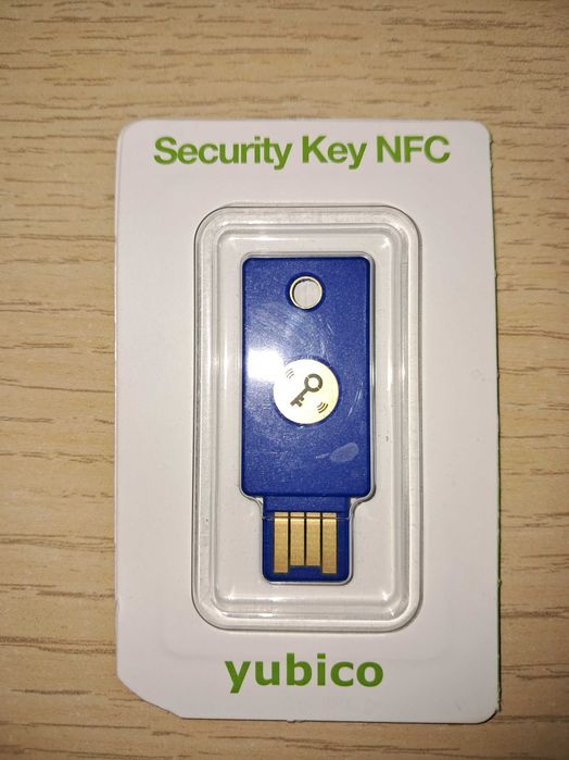 Yubiko/Yubikey NFC апаратний ключ безпеки