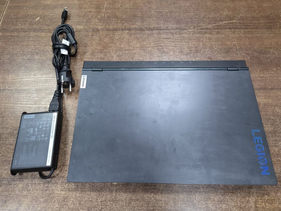 Ноутбук Lenovo Legion 5 15ARH05 Ryzen 5 4600H GTX 1650 на запчастини чи відновлення