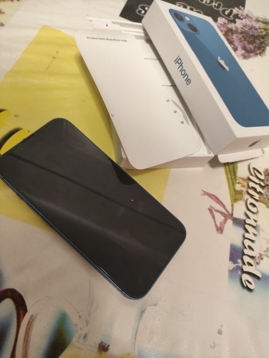 iPhone 13 – 128GB – Azul – Ótimo estado
