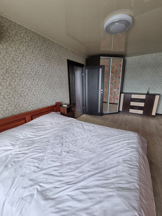 Квартира с видом на Днепр. Солнечный. ТРЦ Вавилон. Посуточно