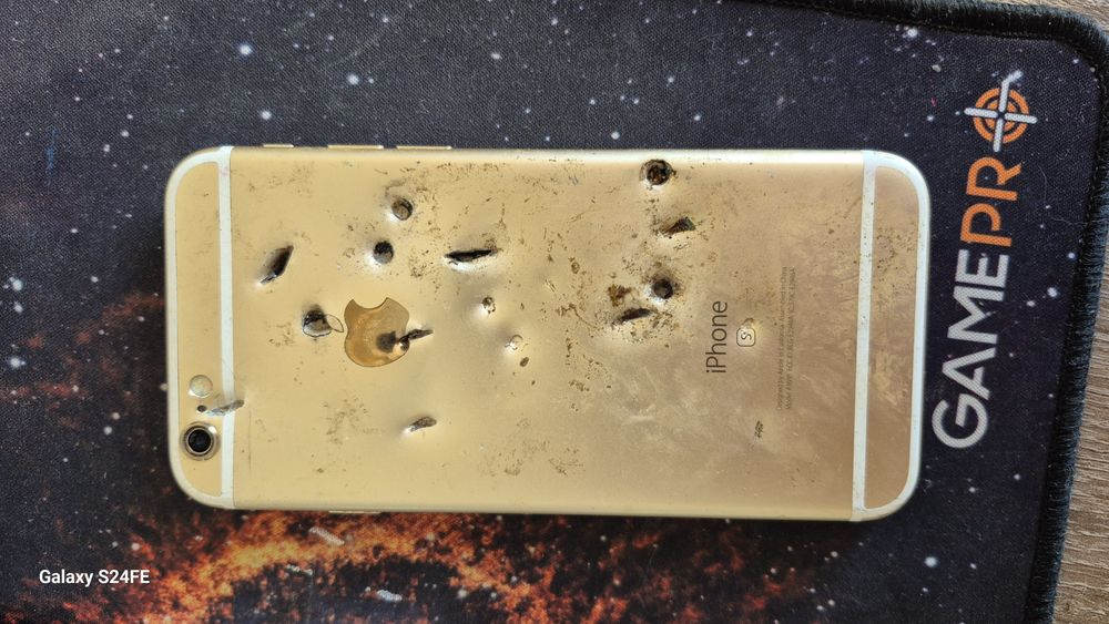 три Айфона. смотрите описание