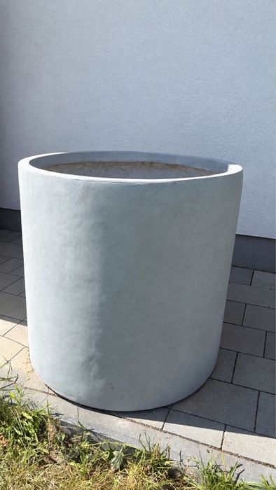 Bardzo duza donica ogrodowa 58 cm