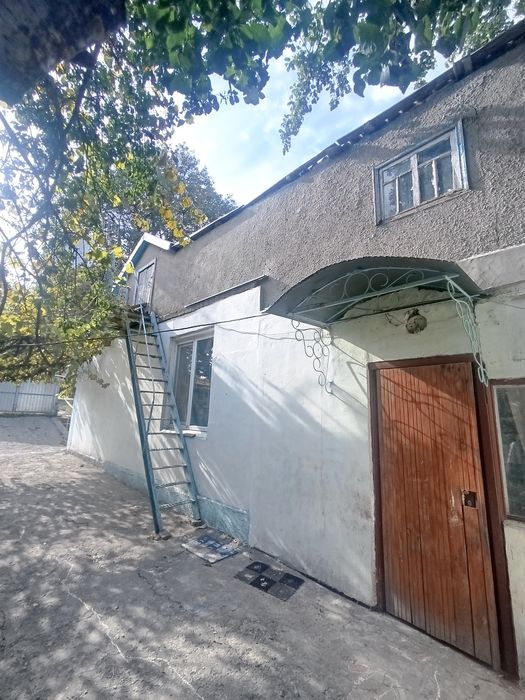 Продам великий будинок в Аулах!