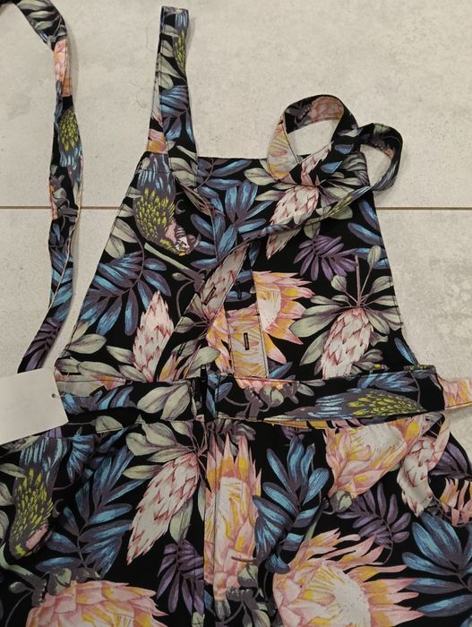 Letni kombinezon / szorty ogrodniczki H&M