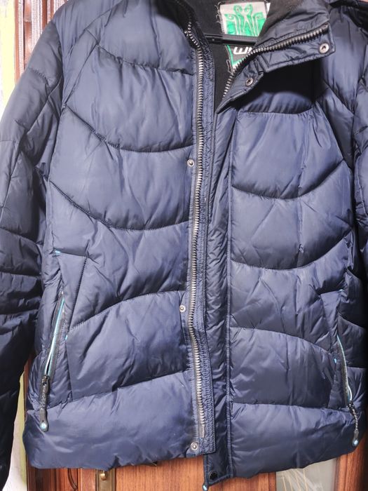 Продам чоловічу зимову куртку