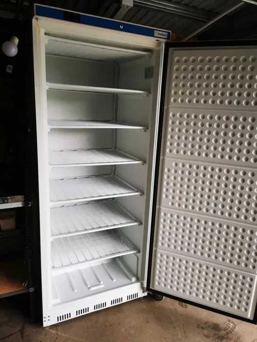 Sprzedam zamrażarkę - szafę mroźniczą Stalgast 600L