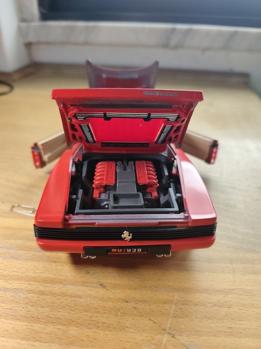 Ferrari Testarossa 1984 Burago 1/18