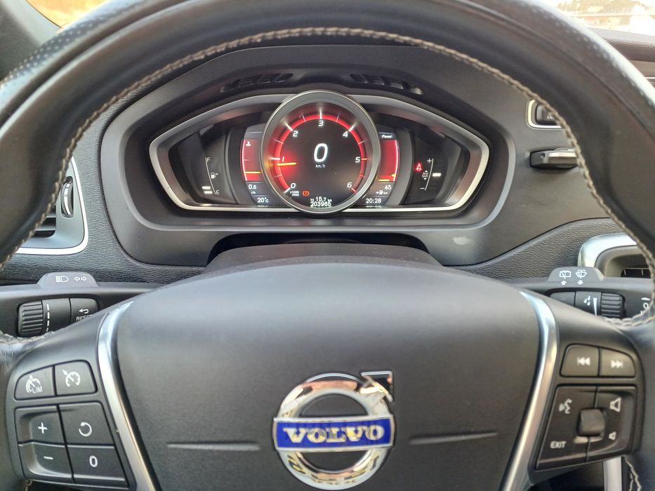 Volvo V40 D2 R-Design 2.0