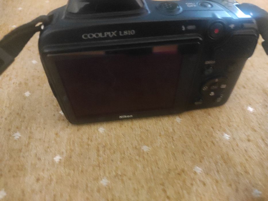 Цифровой фотоаппарат Nicon L810