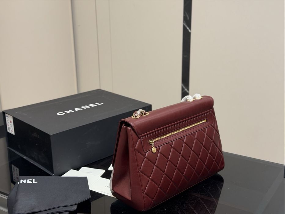 Chanel Pharrell сумка женская бордовая  кожаная оригинал
