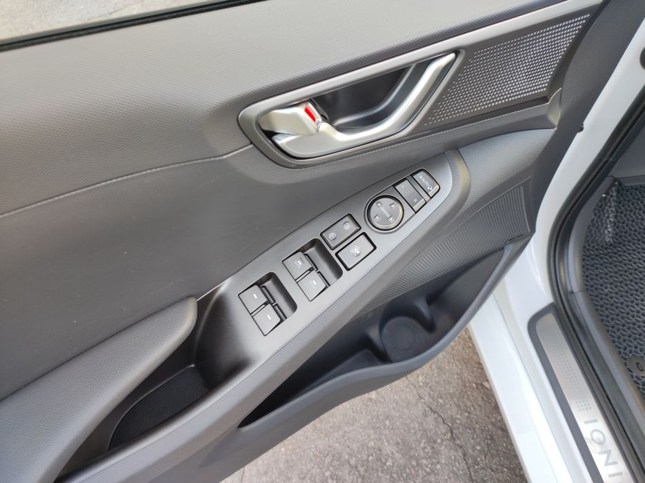 Hyundai Ioniq 2020 VIN KMHC851JFLU065955 фото оголошення 17 з 23