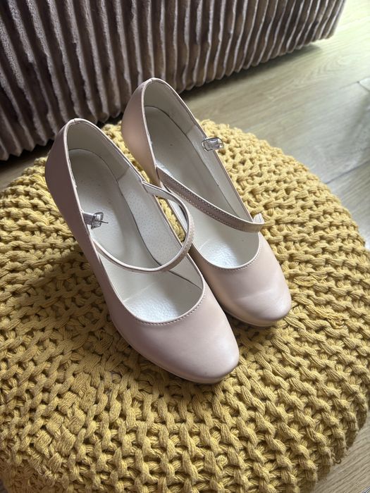 Buty ślubne rozm 37,5