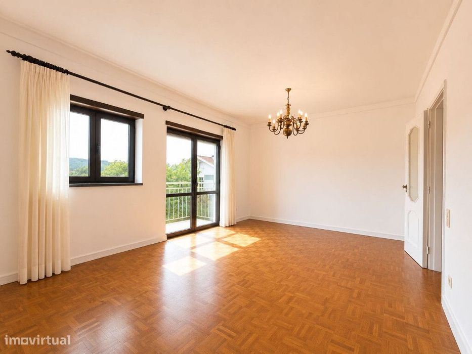 Apartamento T3+Sotão+G,Solum, Coimbra
