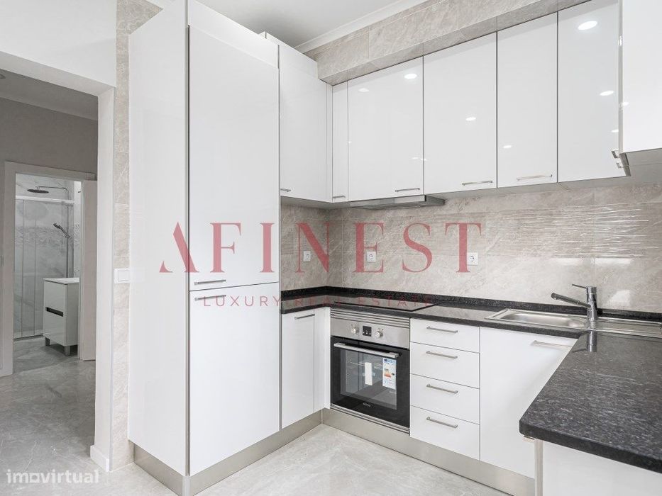 Apartamento T1 Totalmente Remodelado Na Amadora