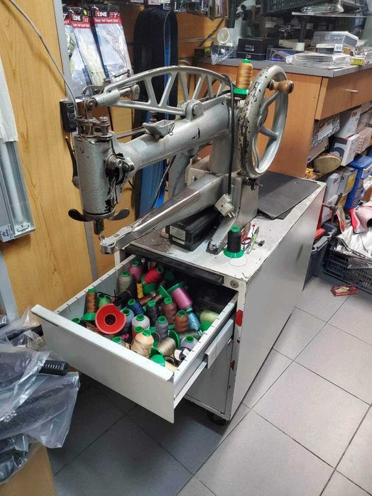 Maquinas de reparação de calçado