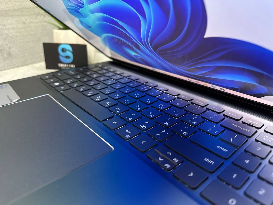 16"/Стильний ноутбук Dell Inspiron 16 Plus 7610/i7-11800H/Nvidia