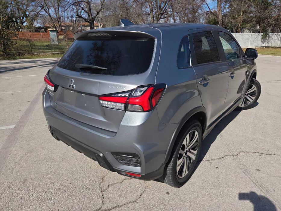 Mitsubishi Outlander Sport ES      2021