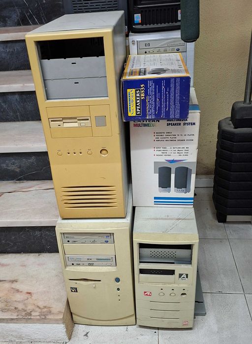 Hardware diverso: Caixas, CD-Rom, Discos, RAM, Mouses
