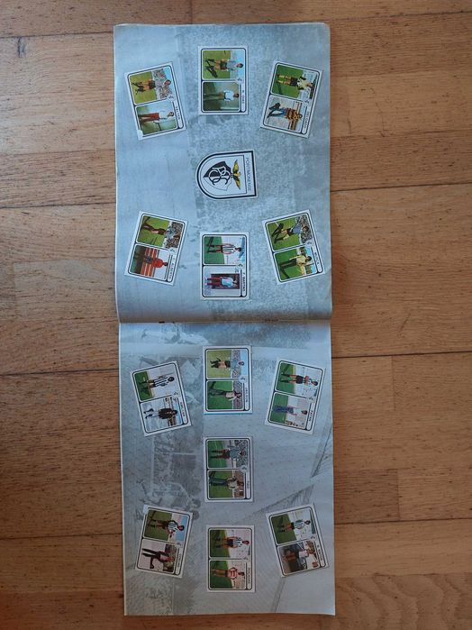 Caderneta de cromos "Futebol 81-82" - Completa