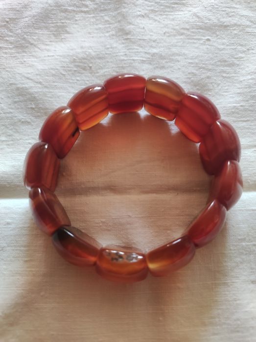 2  Браслета из натуральних самоцветов