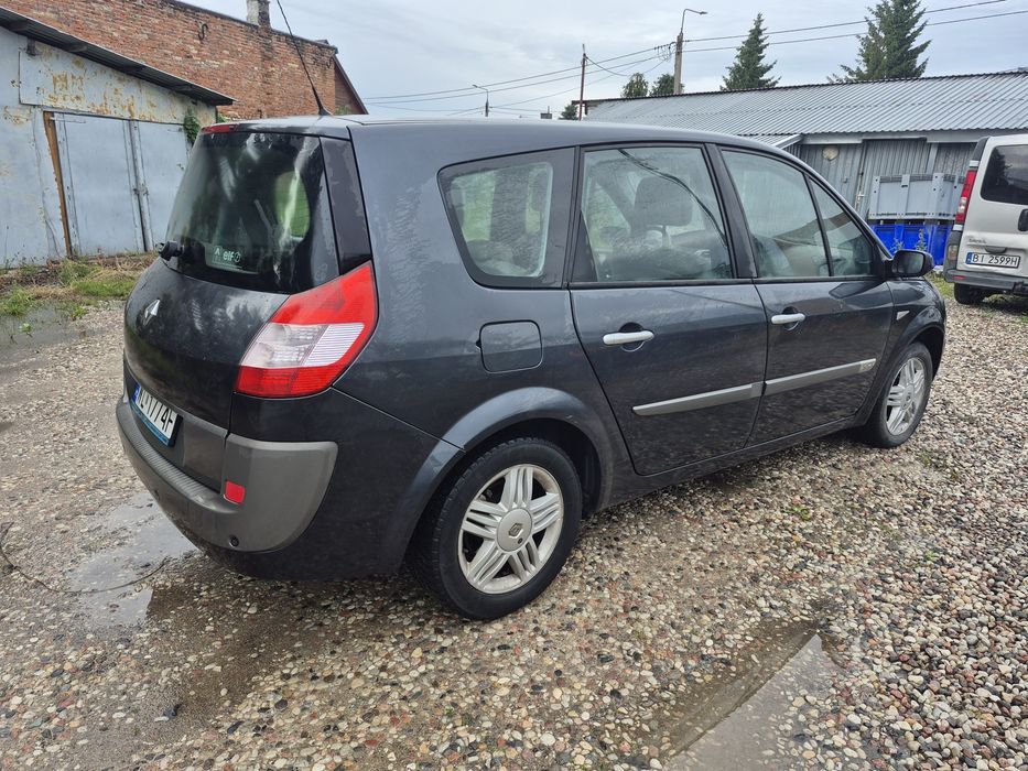 Renault Grand Scenic 2.0 b +GAZ 2005 Rok 7-osobowy