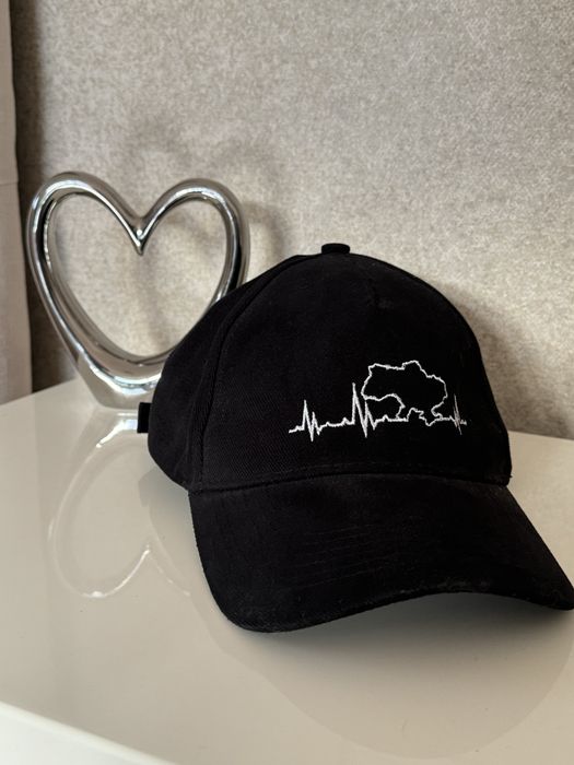 Кепка з патріотичним малюнком