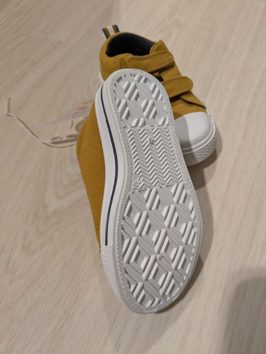 Buty brązowe roz 25