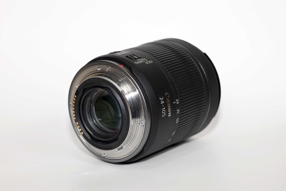 Lente Canon RF 24-105 mm F4-7.1 IS STM