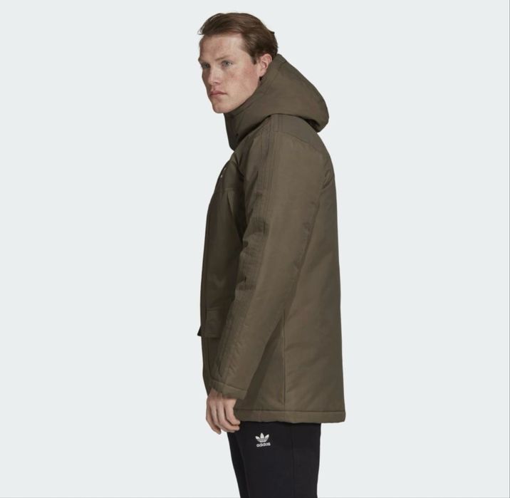 Зимний пуховик adidas мужской