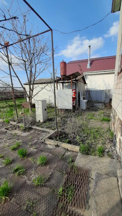 .Продаж двоповерхової дачі біля води  у ДК " Чайка".