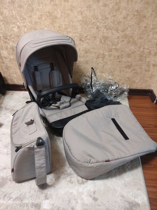 Коляска Carrello Epica 2в1