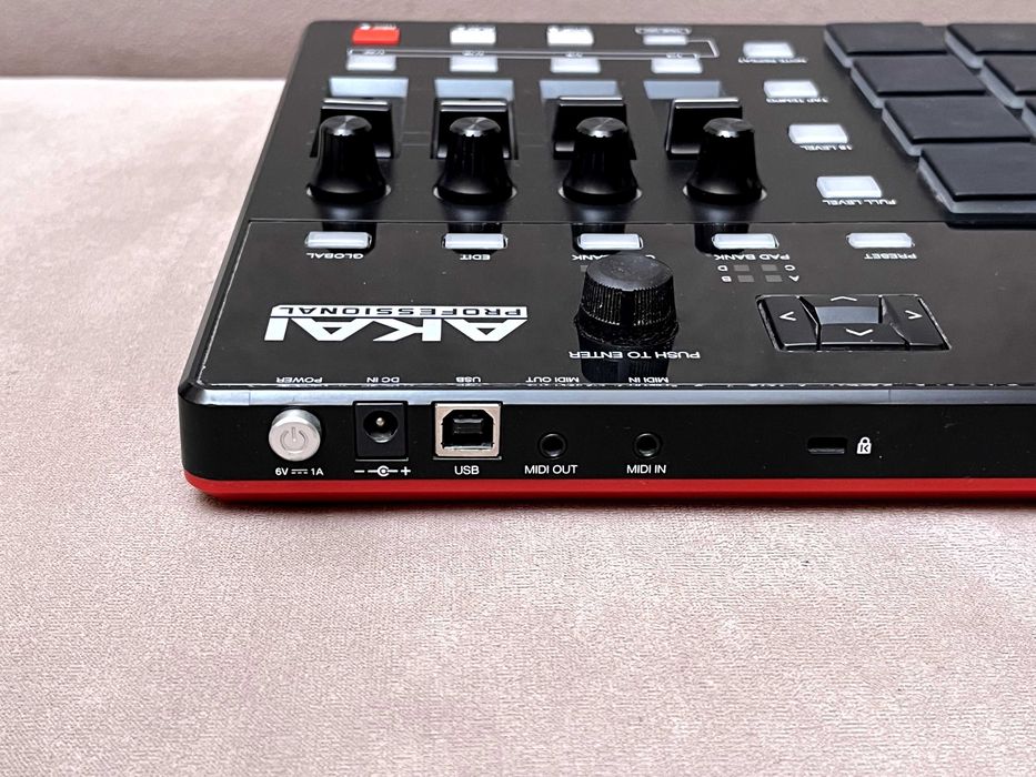 AKAI MPD226 kontroler MIDI pady do Abletona / samplingu