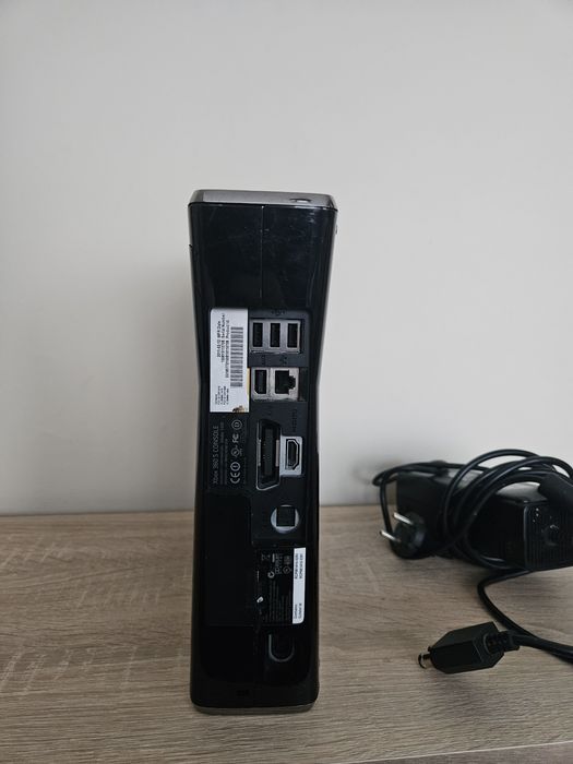 Konsola XBOX 360 +Zasilacz
