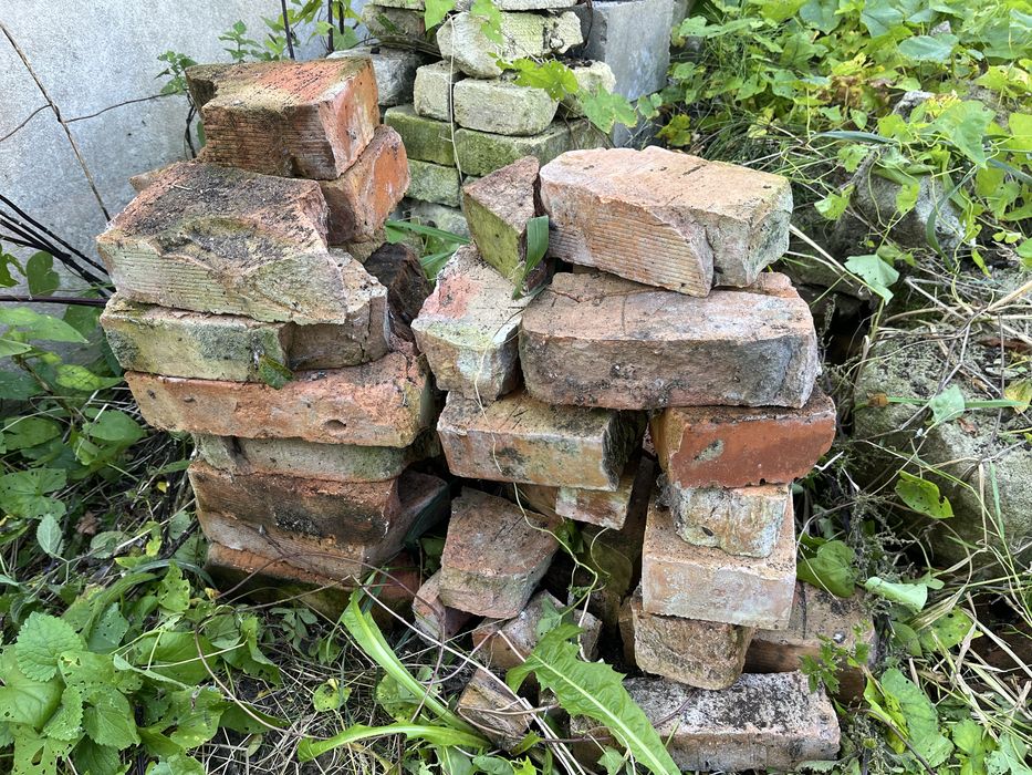 Cegła cegły różne