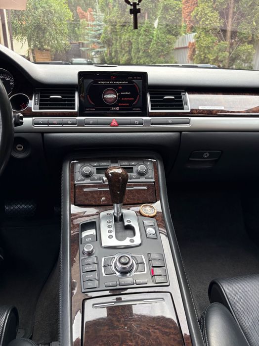 Audi A8 d3 3.0tdi long Quattro