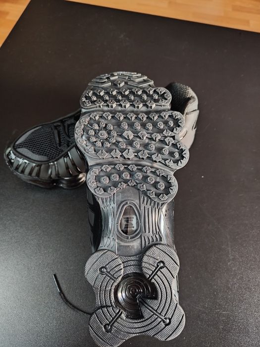 Nike Shox zmieniają kolor