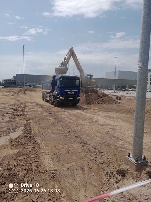 Koparka    (USŁUGI)