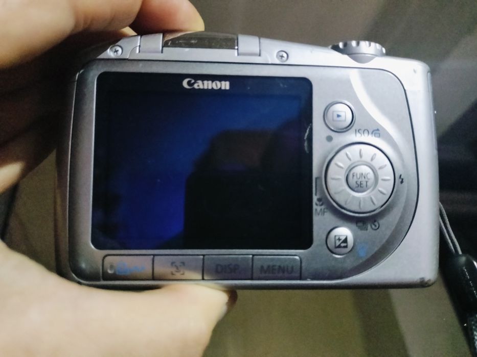 Фотоапарат canon под ремонт на батарейках