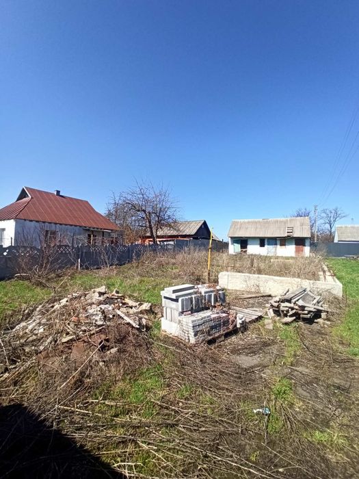 Продаж земельної ділянки під будівництво з фундаментом, село Фурси