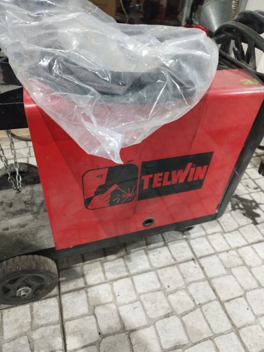 Máquina de soldar Telwin Mig-Mag Monofásica