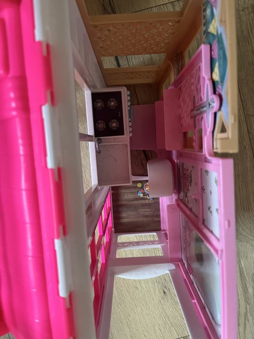 Casa de bonecas Barbie cor-de-rosa - Ótimo estado!