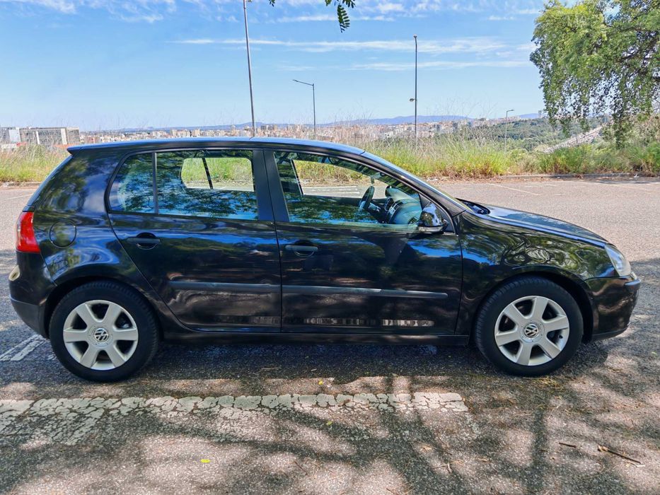 Volkswagen Golf V 1.4