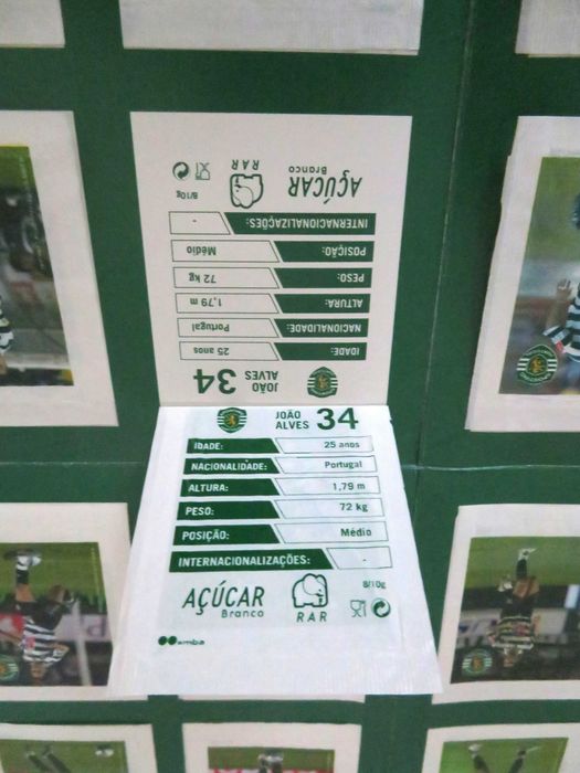 RARÍSSIMA Caderneta de saquetas de açúcar ( Sporting CP) época 2005/06