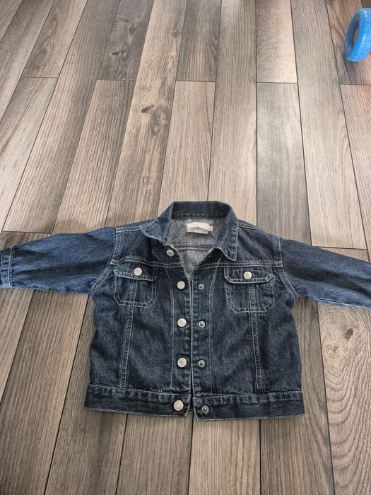 Джинсова курточка