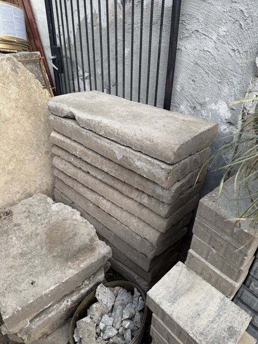 Plyta betonowa zbrojona ,krawezniki plytki betonowe