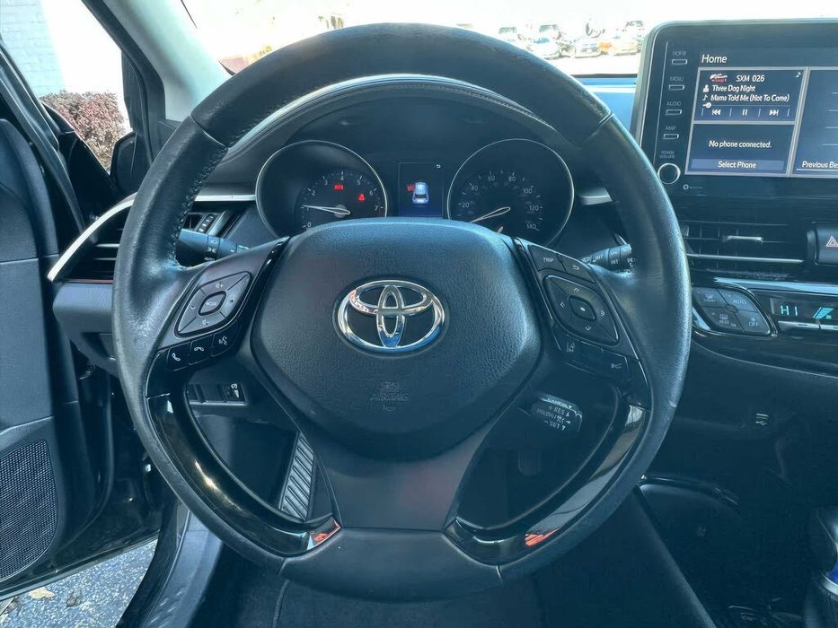 Toyota C-HR      2022