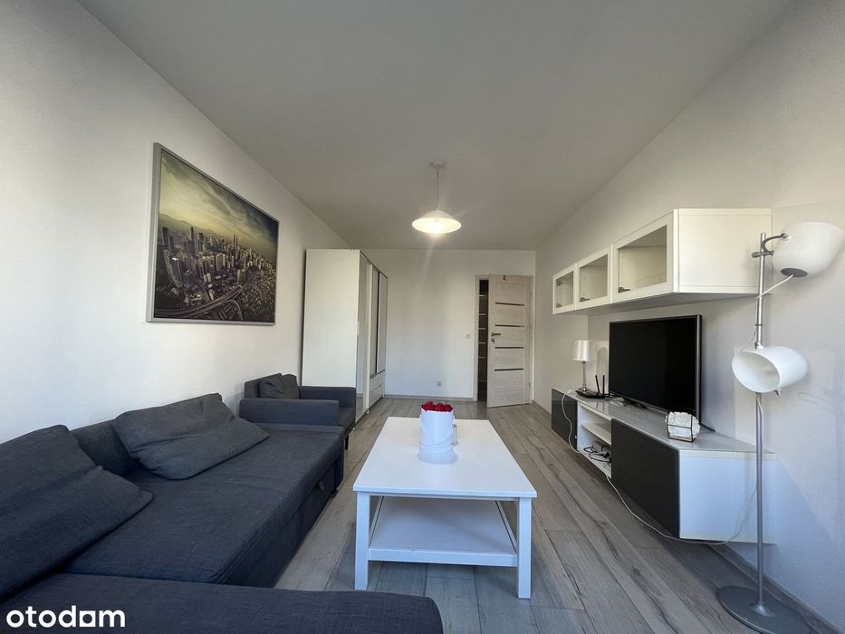 BEZ POŚREDNIKÓW/ 3 pokoje|oddzielna kuchnia| balkon| zamknięte osiedle