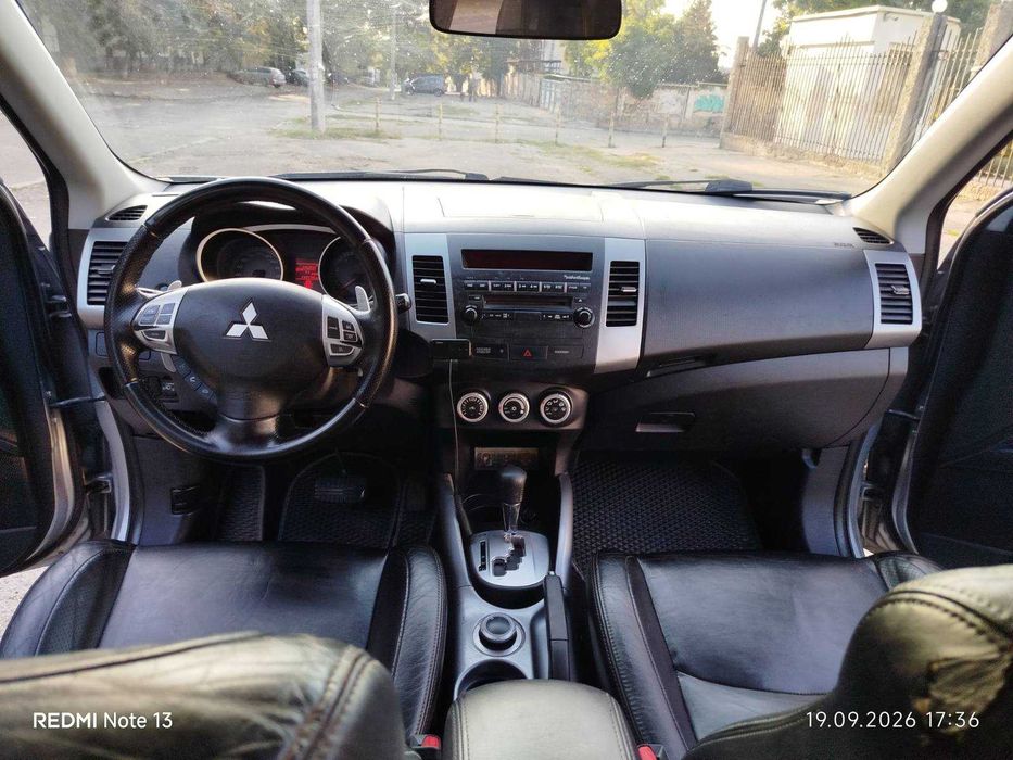 Mitsubishi Outlander 2008 Автомат